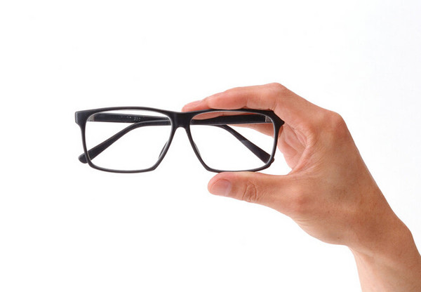 中國六大“隱形暴利”行業盤點 眼鏡銷售，你貢獻了多少？