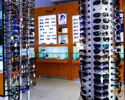 從校園到商圈 一位80后大學生的眼鏡店創業傳奇，年利潤突破200萬元